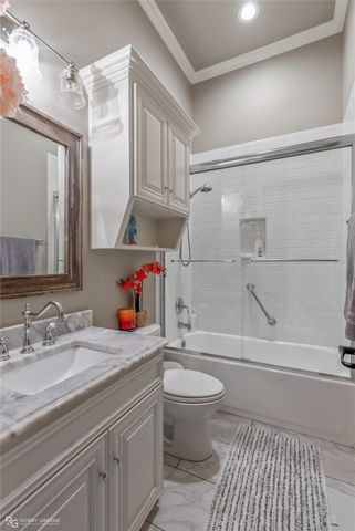 106 Vieux Carre, Bossier City, LA 71111