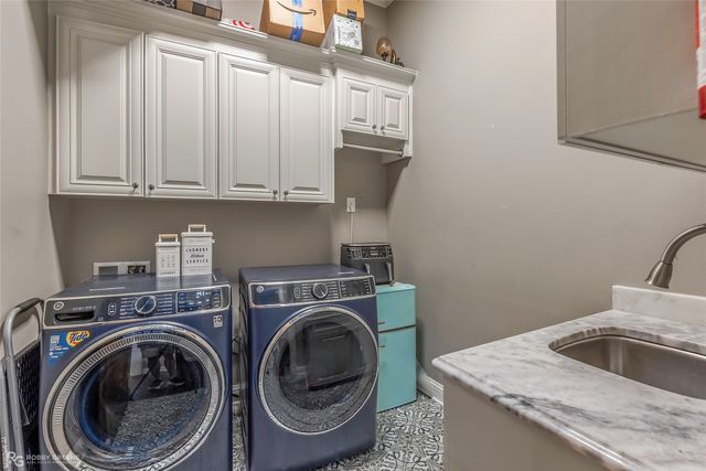 106 Vieux Carre, Bossier City, LA 71111