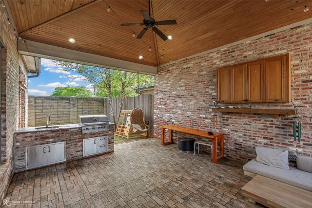 106 Vieux Carre, Bossier City, LA 71111