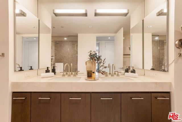 1755 Ocean Avenue 412, Santa Monica, CA 90401
