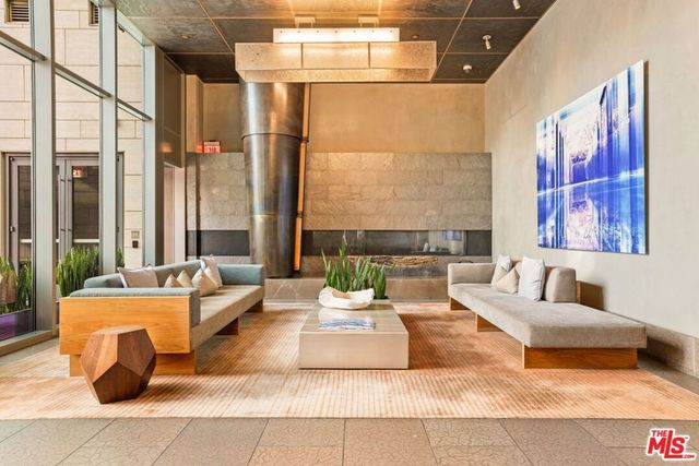 1755 Ocean Avenue 412, Santa Monica, CA 90401