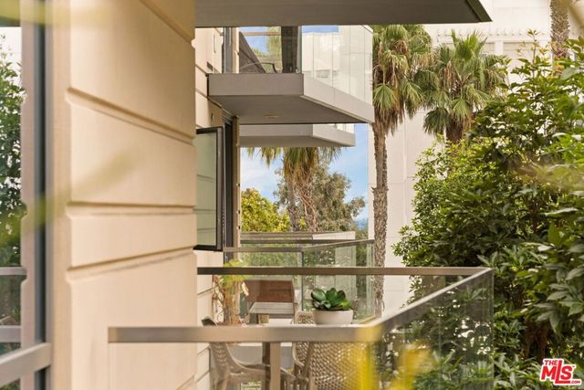 1755 Ocean Avenue 412, Santa Monica, CA 90401
