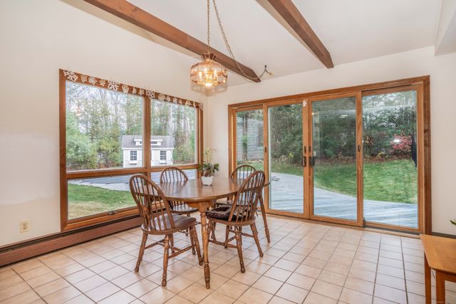 9 Gretel Lane, Simsbury, CT 06070