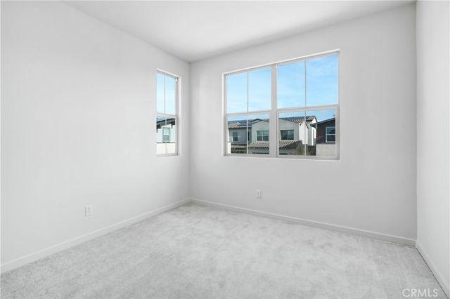 15940 Caterpillar Drive, Fontana, CA 92336