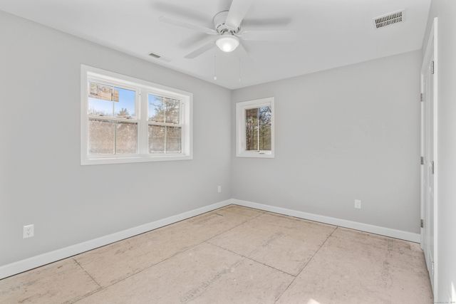 60 Hollister Drive, Avon, CT 06001