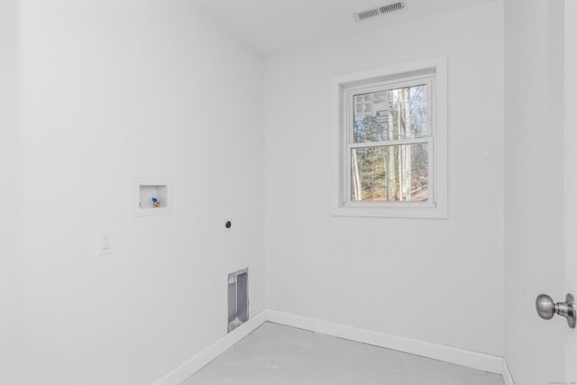 60 Hollister Drive, Avon, CT 06001