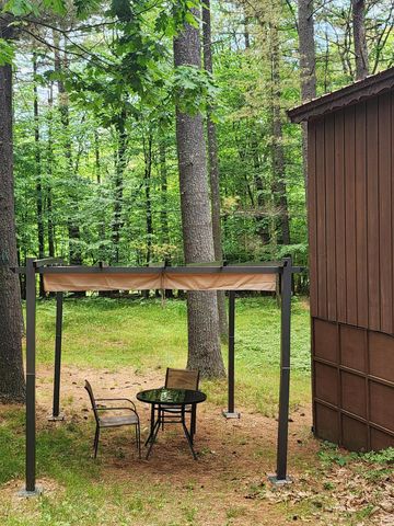 80 Beech Street, Jay, NY 12941