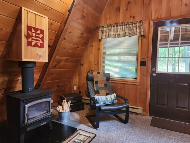 80 Beech Street, Jay, NY 12941