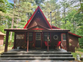 80 Beech Street, Jay, NY 12941