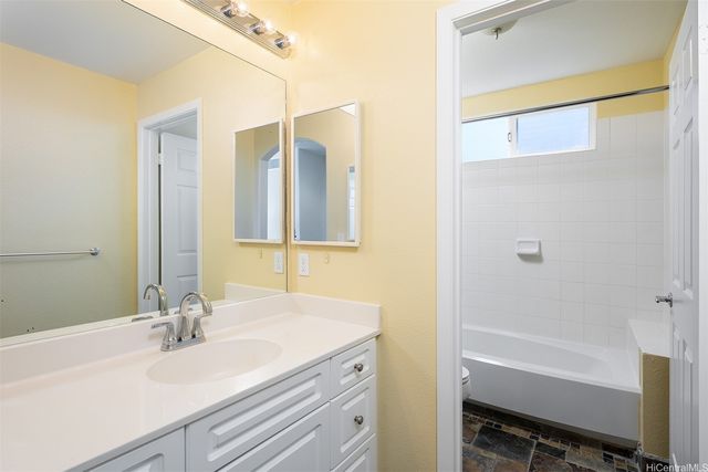 92-7049 Elele Street 102, Kapolei, HI 96707