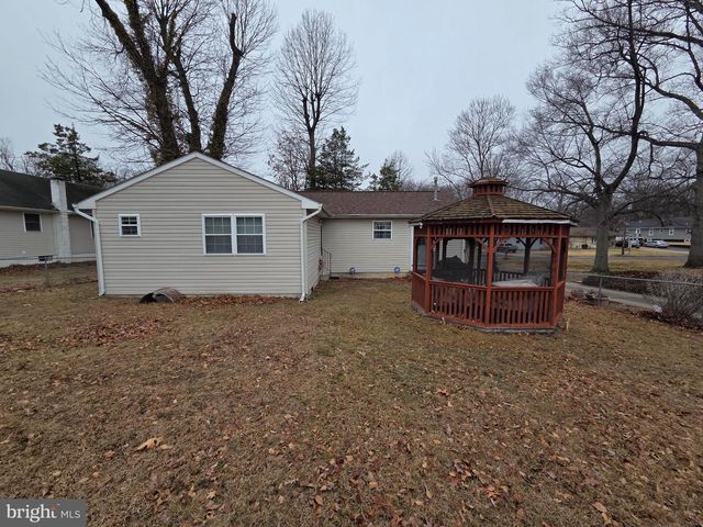 741 WOODLAND AVE, Westville, NJ 08093