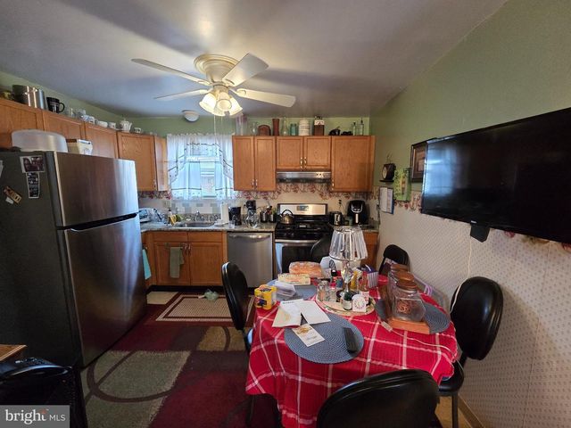 741 WOODLAND AVE, Westville, NJ 08093