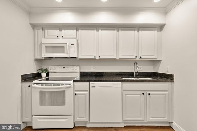 1732 NORTH CAPITOL ST NW, Washington, DC 20002