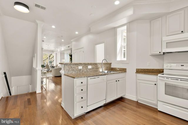1732 NORTH CAPITOL ST NW, Washington, DC 20002