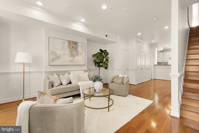 1732 NORTH CAPITOL ST NW, Washington, DC 20002