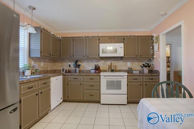 23676 Saint John Road, Athens, AL 35613