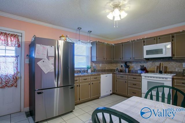 23676 Saint John Road, Athens, AL 35613