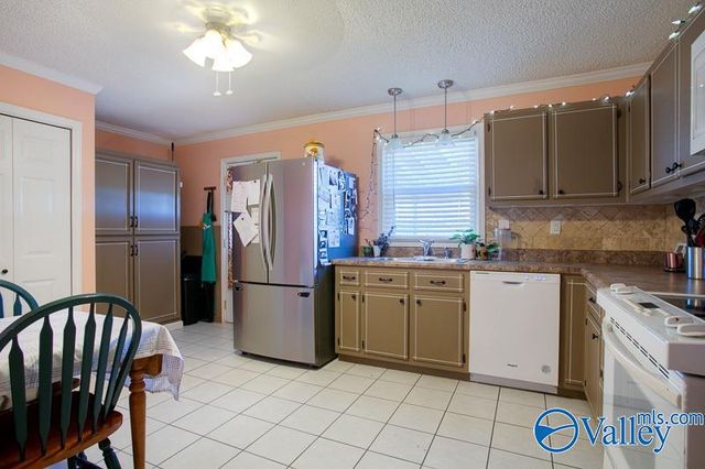 23676 Saint John Road, Athens, AL 35613