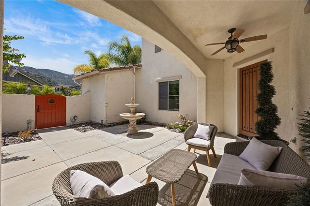 22260 Rosemary Canyon Court, Corona, CA 92883