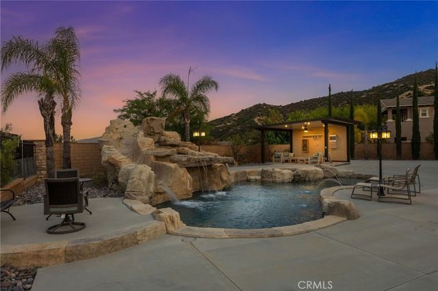 22260 Rosemary Canyon Court, Corona, CA 92883