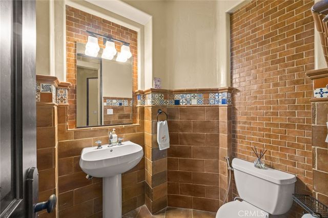 22260 Rosemary Canyon Court, Corona, CA 92883