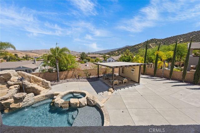 22260 Rosemary Canyon Court, Corona, CA 92883