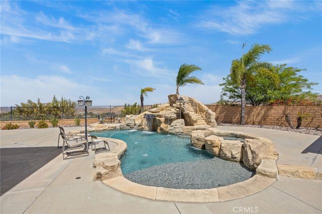 22260 Rosemary Canyon Court, Corona, CA 92883