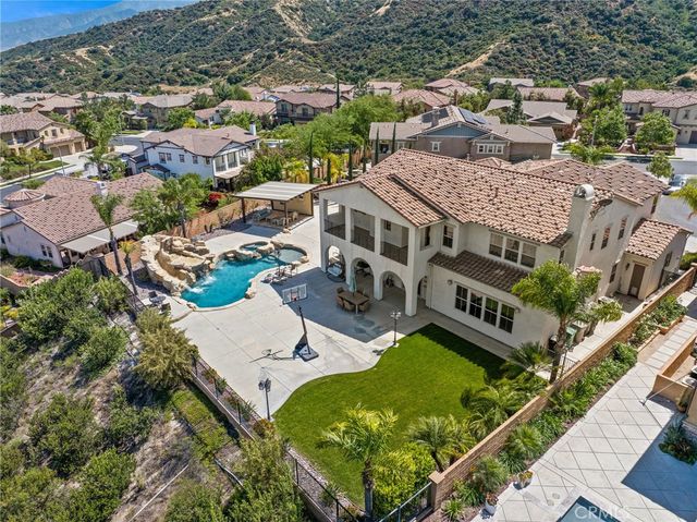 22260 Rosemary Canyon Court, Corona, CA 92883