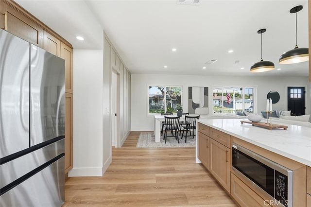4126 Sebren Ave, Lakewood, CA 90713
