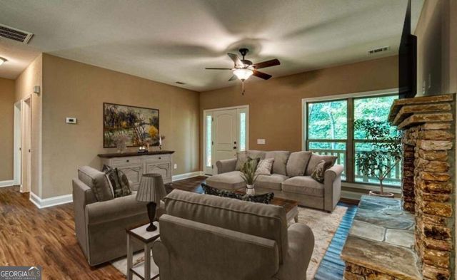 199 Lola Mae Way, Morganton, GA 30560