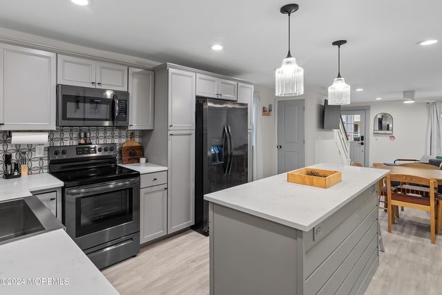 81 Franklin Avenue, Ocean Grove, NJ 07756