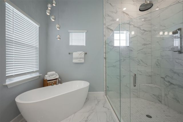 8458 SNOWFALL STREET, Sarasota, FL 34241