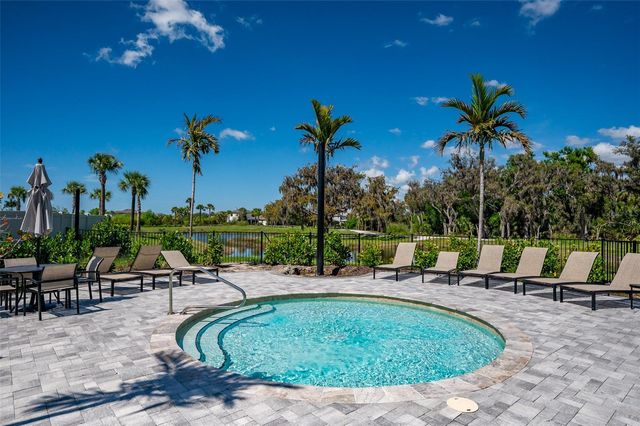 8458 SNOWFALL STREET, Sarasota, FL 34241