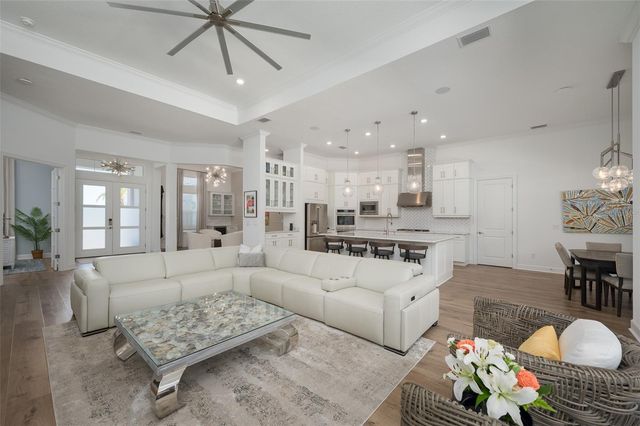 8458 SNOWFALL STREET, Sarasota, FL 34241