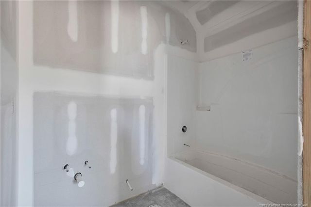 99 Jaylin Oaks Drive, Spring Lake, NC 28390