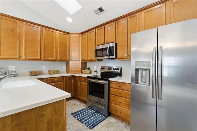 502 Arden Close, Woodstock, GA 30188