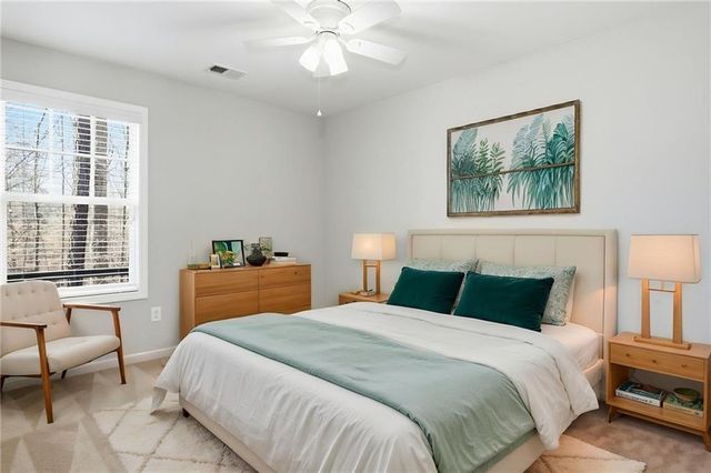 502 Arden Close, Woodstock, GA 30188