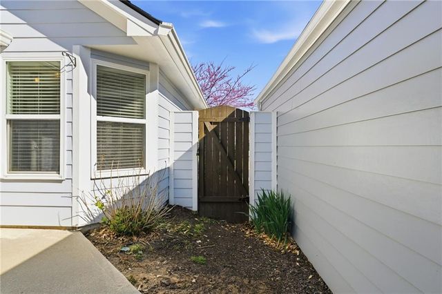 502 Arden Close, Woodstock, GA 30188