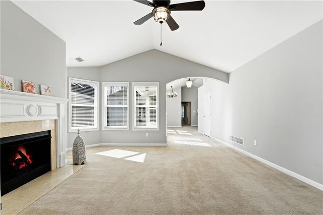 502 Arden Close, Woodstock, GA 30188