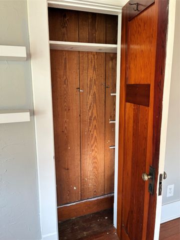 109 S West Street, Bangs, TX 76823