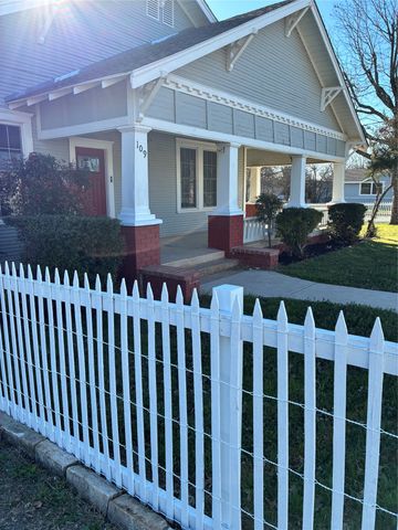 109 S West Street, Bangs, TX 76823