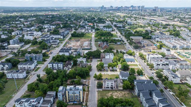 0 Saint Charles Street, Houston, TX 77004
