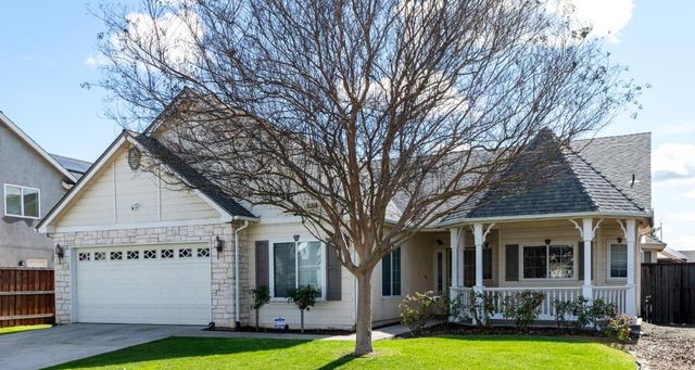 6525 E Raco Avenue, Fresno, CA 93727