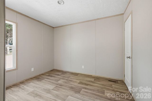 7499 Virginia Ridge, Connelly Springs, NC 28612