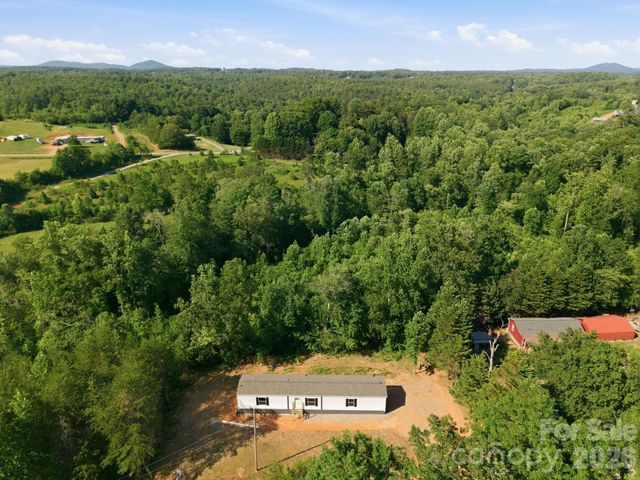 7499 Virginia Ridge, Connelly Springs, NC 28612