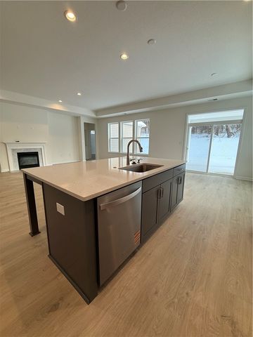 208 Walton Circle, Aliquippa, PA 15001