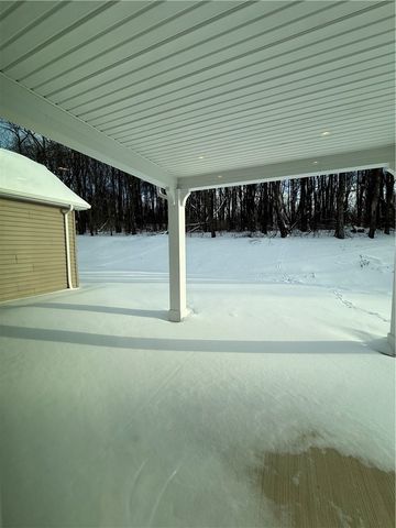 208 Walton Circle, Aliquippa, PA 15001