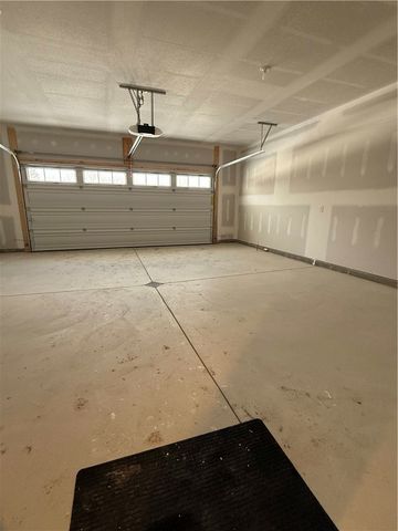 208 Walton Circle, Aliquippa, PA 15001