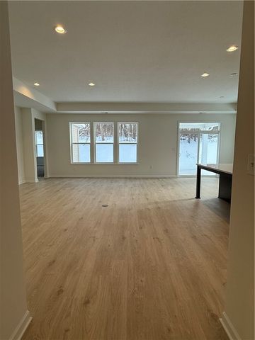 208 Walton Circle, Aliquippa, PA 15001