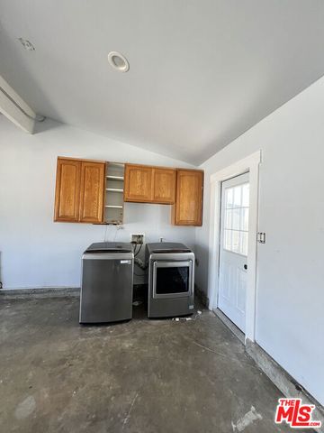 9716 Casaba Avenue, Los Angeles, CA 91311